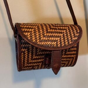 Vintage 80’s Banana Republic Handmade Leather and cloth Safari Crossbody purse